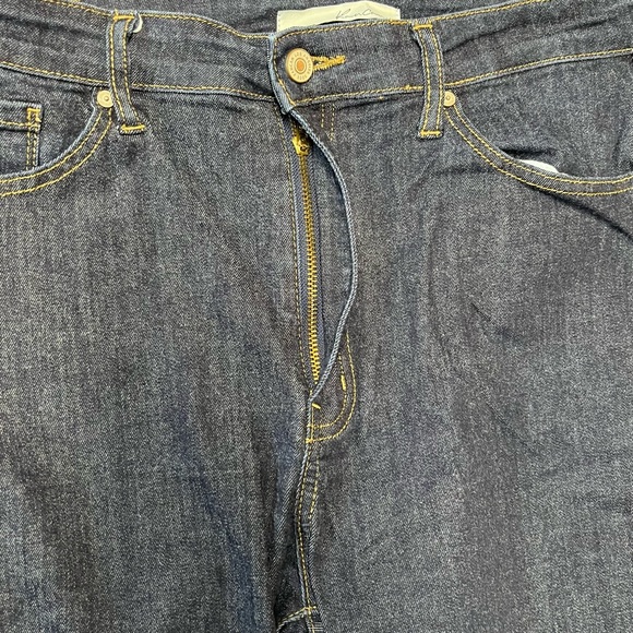 KanCan dark blue jeans. - Picture 4 of 7